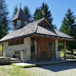 Das Pianer Kirchlein wurde von Kardinal Ratzinger, dem späteren Papst Benedikt XVI., geweiht