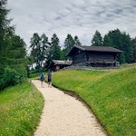 Sanft zieht sich der Weg zur Rauchhütte