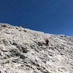 Das Gipfelkreuz rückt in greifbare Nähe