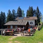 Die-Leadner-Alm-ist-ein-beliebtes-Wanderziel-bei-Vöran