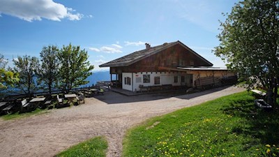 Die Vöraner Alm zählt zu den höchstgelegenen Almen des Tschögglbergs