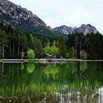 Der Völser Weiher zählt zu den saubersten Badeseen Italiens