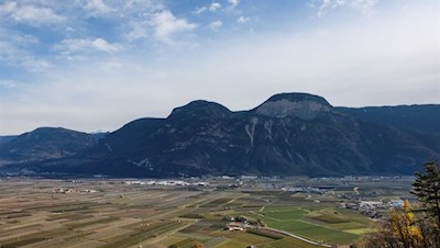 Blick ins tiefer liegende Tal