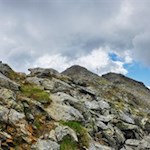 Der steinige Grat zwischen Schrotthorn und Leierspitz