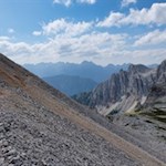 Auf dem Panoramaweg Nr. 18 in Richtung Rigatti-Biwak