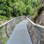 Kühn angelegte Gitterstege führen durch die Passerschlucht