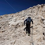 Letzte Kletterpassage vor dem Gipfelkreuz