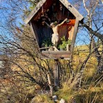 Auch Flurkreuze säumen den Planetenweg