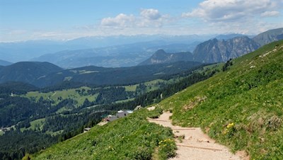Anstieg von der Paolinahütte auf den Hirzelsteig