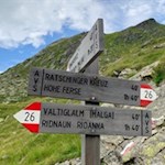 Unterhalb des Ratschinger Jochs zweigt der Weg Nr. 24 auf die Einachtspitze ab