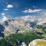 „Die Natur allein ist unendlich reich und sie allein bildet den großen Künstler.“ (J. W. von Goethe)