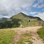 Ochsenboden mit dem Fallmetzer im Hintergrund