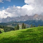 Vor uns erhebt sich der Rosengarten