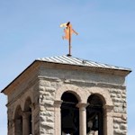 Der trompetespielende Engel auf dem Torre Apponale: ein Wahrzeichen des Gardasees