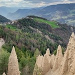 Erdpyramiden-Steinegg