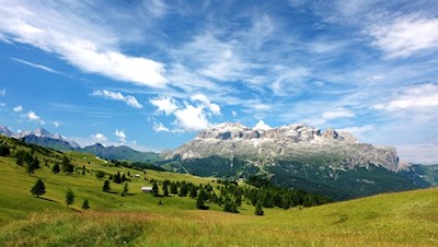 Der Berg, der alle fünf ladinischen Täler vereint: der Sellastock