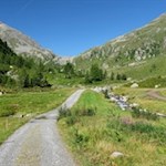 Im Hintergrund erhebt sich der Schaflahnernock