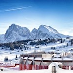 Vor uns erheben sich der Lang- und Plattkofel