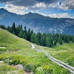 Unterhalb der Rinneralm beginnt die Bergerlebniswelt