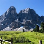 Auf zunächst sanften Wegen in Richtung Peitlerkofel