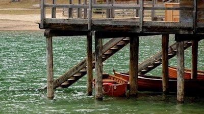 Bootsfahrt über den wildromantischen Pragser Wildsee