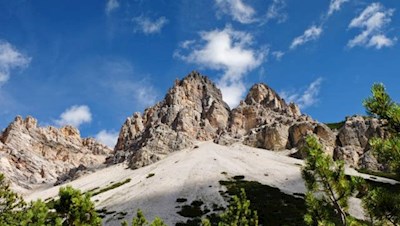 Mächtige Gipfel prägen die Fanes Hochebene