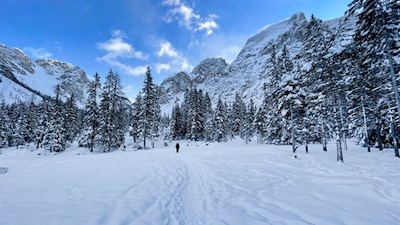 Winter hiking Lago di Braies lake