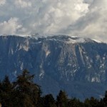 Auf dem Hirtensteig öffnen sich schöne Ausblicke auf den Schlern