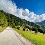 Auf dem Erlebnisweg in Richtung Mayrl Alm