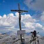 Summit-cross-Lagazuoi