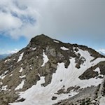 Zwischen Ratschings und dem Passeiertal erhebt sich die frei aufragende Hohe Kreuzspitze