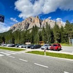 Die Wanderung zum Soldatenfriedhof Valparola beginnt und endet in Sciare