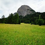 Neben uns erhebt sich der aussichtsreiche Lungkofel