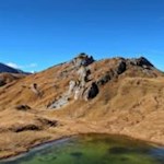 Die Wanderung auf den Settsass führt am Lago di Valparola vorbei