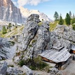 Le antiche postazioni intorno alle Cinque Torri sono state restaurate in modo fedele alla storia