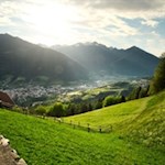 Ausblick von der Leonharder Dorfkirche auf Brixen