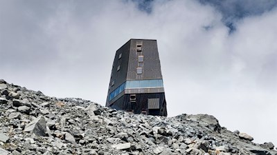 Die Schwarzensteinhütte im neuen Design