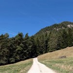 Im sanften Anstieg in Richtung Tschafonhütte