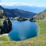 Der Seefeldsee schimmert in den schönsten Farben