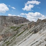 Auf schmalen Pfaden in Richtung Col dala Pieres