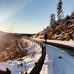 Im Schein der untergehenden Wintersonne zum Elisabeth Denkmal