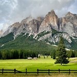 Vor uns erhebt sich die Conturinesspitze