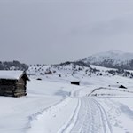 Im-Hintergrund-ragt-das-Astjoch-in-die-Höhe