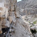 Seilgesicherte Passage auf dem Weg zur Puezhütte