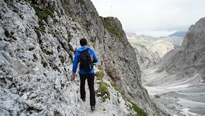 The last climb to the rifugio Fonda Savio mountain hut requires surefootedness and a head for heights