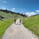 Sulla strada incontriamo alcuni appassionati di mountain bike