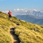 Vor uns erheben sich der Lang- und Plattkofel