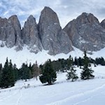 Blick von der Terrasse der Glatsch Alm auf die Villnösser Geisler