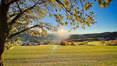 Herbststimmung nahe der St. Valentin Kirche