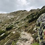 Auf gut markierten Wegen zum Latzfonser Kreuz